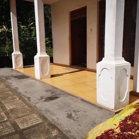 Sithu Guesthouse Bentota Luaran gambar
